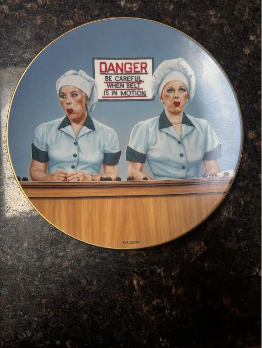 I Love Lucy Eating The Evidence Collector Plate Hamilton Collection COA 1989